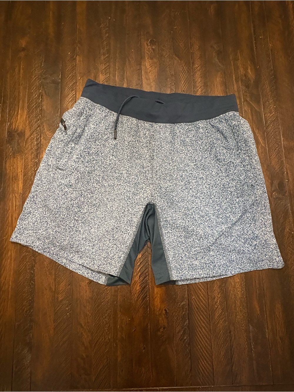 lululemon athletica Men's Heathered Gray Performance Shorts with Dark Waistband